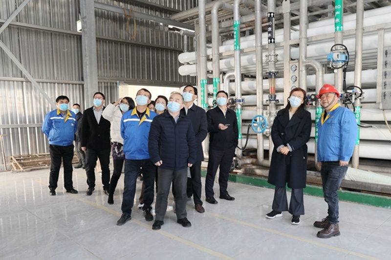 2022年12月15日，時(shí)任浙江省發(fā)展改革委黨組成員、副主任吳紅梅蒞臨景興紙業(yè)調(diào)研企業(yè)用能、節(jié)能工作