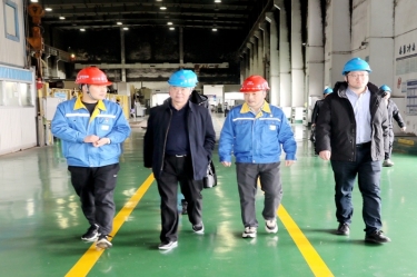 2024年 1月30日，浙江省經(jīng)信廳機(jī)關(guān)黨委二級(jí)巡視員孫自強(qiáng)蒞臨景興紙業(yè)開展歲末年初安全生產(chǎn)督導(dǎo)