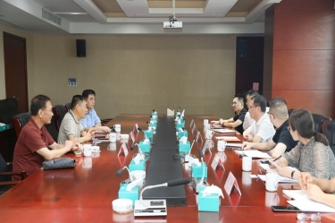 江山市委副書記、市長徐明峰率隊(duì)赴景興紙業(yè)調(diào)研